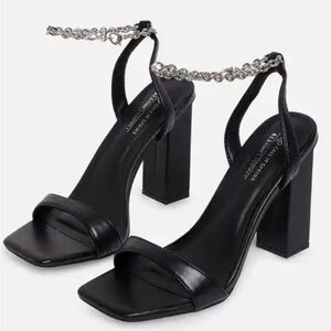 Call In Spring Black Heeled Sandals with Ankle Chains Size 7.5